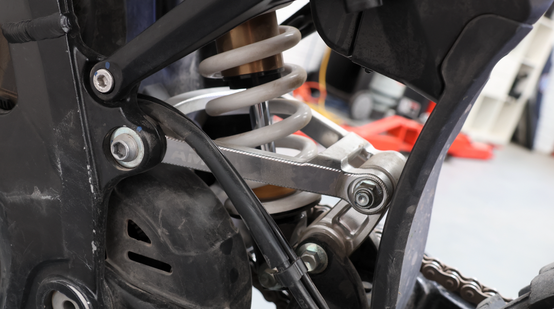 AMP Ultra-B Rear Suspension Linkage